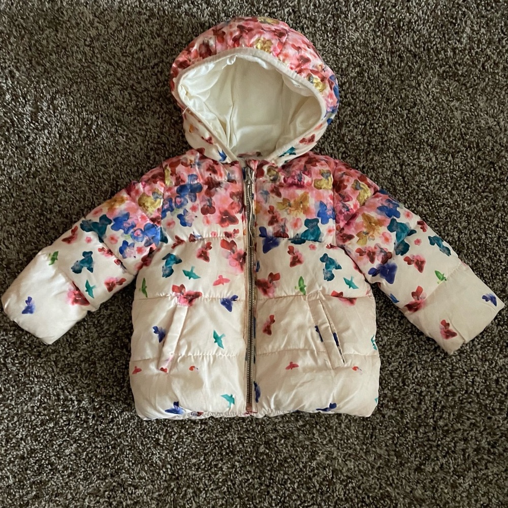 Zara girls puffy coat. Size 12/18 months.